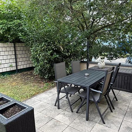 Fhv02 - 45qm 2 Raum 4 Personen Garten Und Terrasse Wc * Taucha